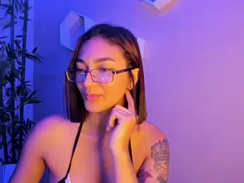 ASIAM_BRUNET webcam model stream image
