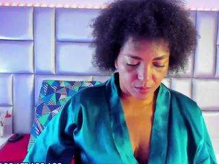 lovely-nicki webcam model stream image