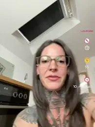 BrownieyQueen webcam stripchat model stream image