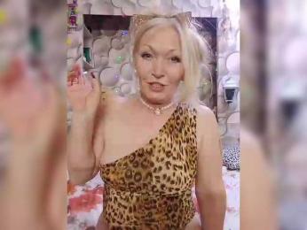 LizSage webcam model stream image