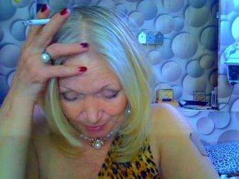 LizSage webcam model stream image