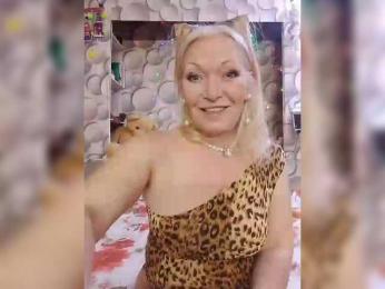 LizSage webcam model stream image