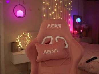 MilaLuxury webcam bongacams model stream image