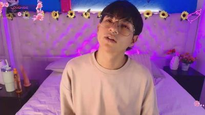 AleAurarashi webcam cam4 model stream image