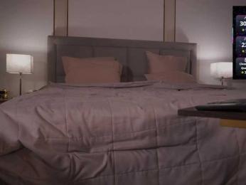 Eseniyavl webcam model stream image