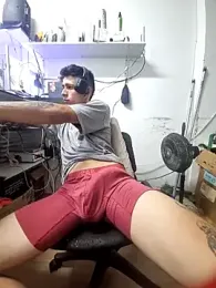 tom_latin webcam model stream image