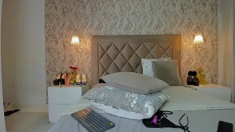 Lily_cooperr webcam model stream image