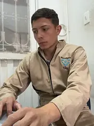 santiObrero webcam model stream image