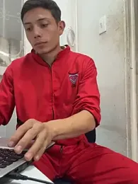 santiObrero webcam model stream image