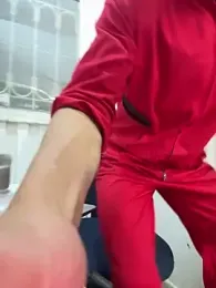 santiObrero webcam model stream image