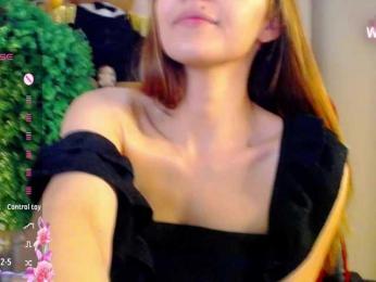 Rosmar_18 webcam bongacams model stream image