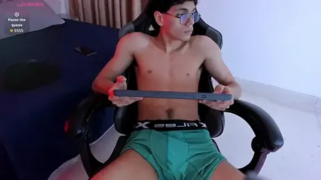 Ithan_Hott webcam model stream image