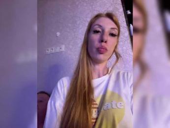 AnnaMaks12 webcam model stream image