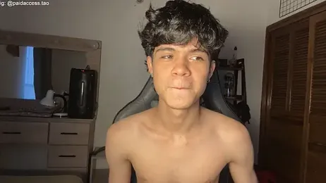 OopsAgain_ webcam model stream image