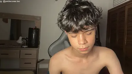 OopsAgain_ webcam model stream image