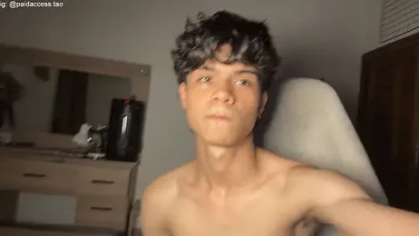 OopsAgain_ webcam model stream image