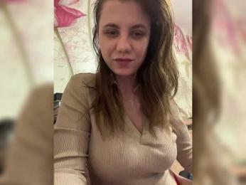 Dollye webcam bongacams model stream image