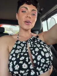 LukeLouHarvey webcam model stream image