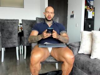 Michael Fame webcam model stream image