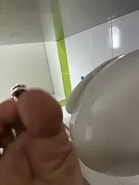 HarryGaze webcam model stream image