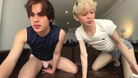 maple_and_elio webcam model stream image