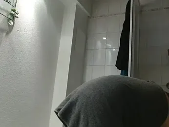 Lauzo webcam model stream image