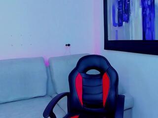 Axeel King webcam flirt4free model stream image