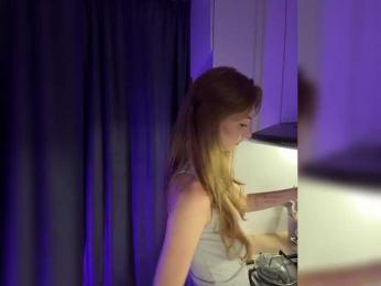 ShyAlya webcam model stream image