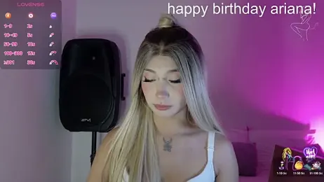 Ariana_bb webcam stripchat model stream image