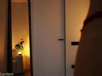 ms_seductive webcam model stream image