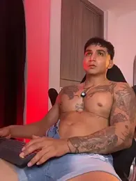 muscle_boyhorny webcam stripchat model stream image