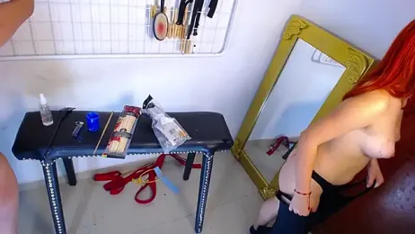 Aiiko_Domme webcam stripchat model stream image