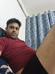 ITZ_GURU webcam stripchat model stream image