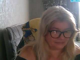 dianacrystal webcam model stream image