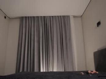 nik_sharp webcam model stream image