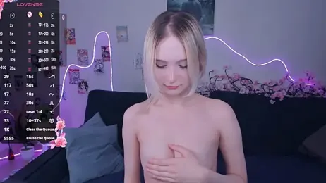 Megan--chan webcam model stream image