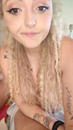 AkeiaH webcam model stream image