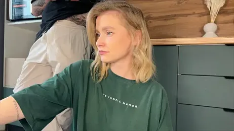 Adelovenick webcam model stream image