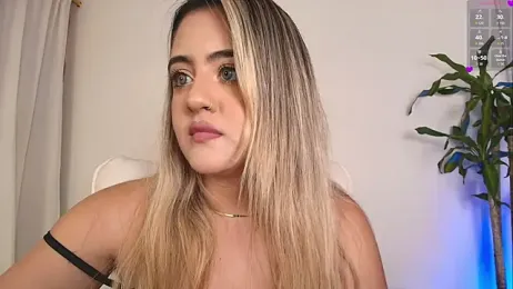MaryMoon_ webcam model stream image