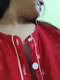 Cute-Simmi69 webcam stripchat model stream image