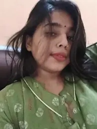 Cute-Simmi69 webcam stripchat model stream image