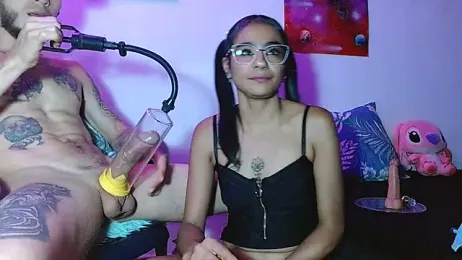 Leslly_ webcam model stream image