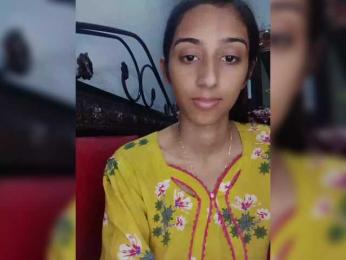 AlinaPopy webcam model stream image