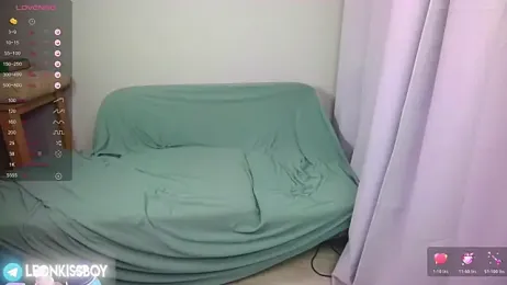 LeonBoykisser webcam stripchat model stream image