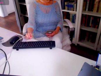 _Angelina_ webcam model stream image