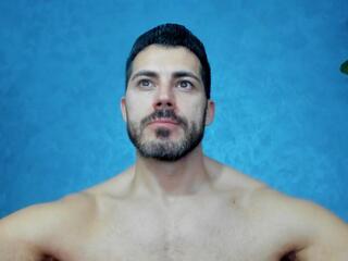 Cutler Q webcam model stream image