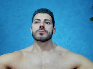 Cutler Q webcam model stream image