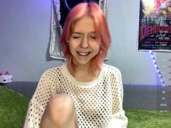 SweetieLuna webcam bongacams model stream image