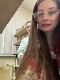 mmelicious webcam stripchat model stream image