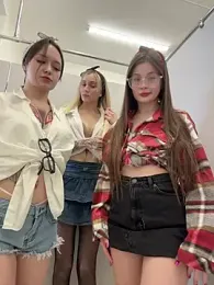 mmelicious webcam stripchat model stream image